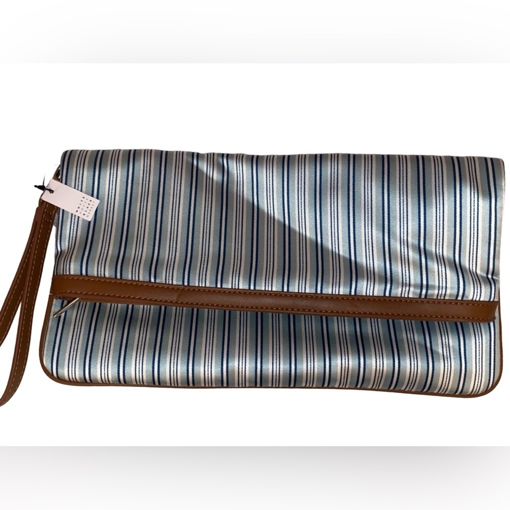 WHITE HOUSE/BLACK MARKET Wristlet Purse Clutch NWT White, Teal, Navy